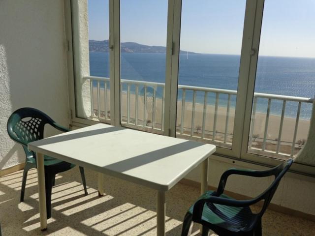 Ferienwohnung Apartamento Vista Mar Edificio Manhattan 19 Empuriabrava Exterior foto